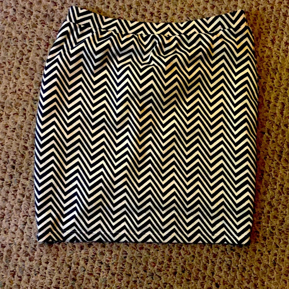 Black and white chevron mini skirt